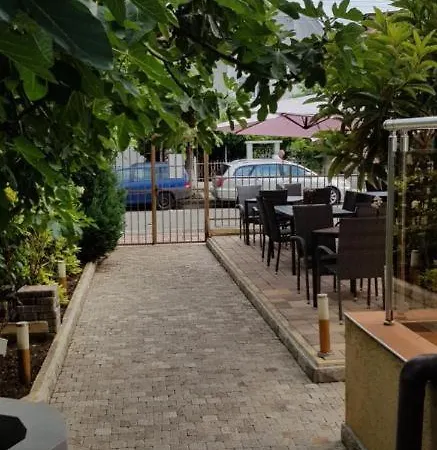 Sineva بيت ضيافة بريمورسكو