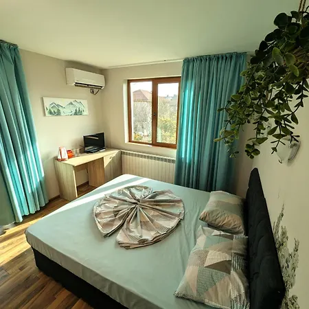 Πανσιόν Sineva Πριμόρσκο